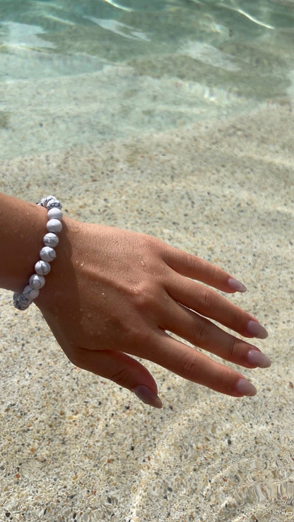 Howlite Bead Bracelet